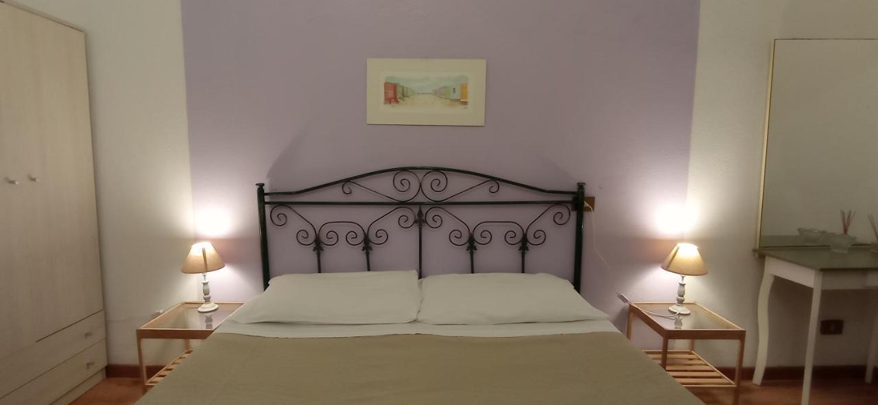 Onlyrooms III - Piazza Jenne Cagliari Eksteriør bilde
