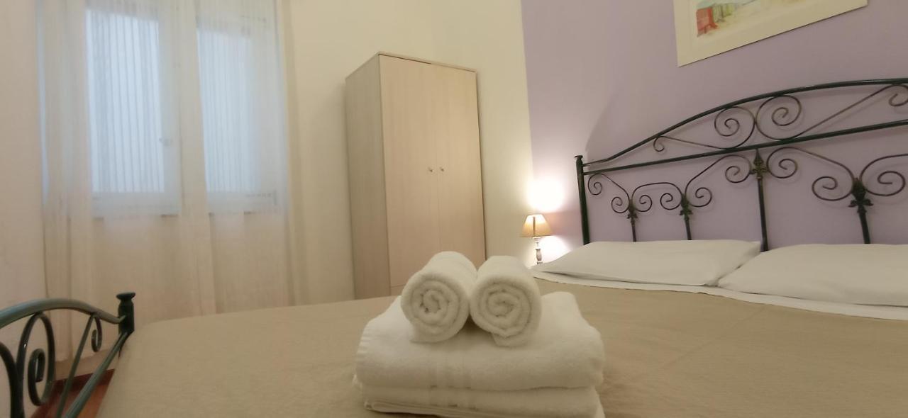 Onlyrooms III - Piazza Jenne Cagliari Eksteriør bilde